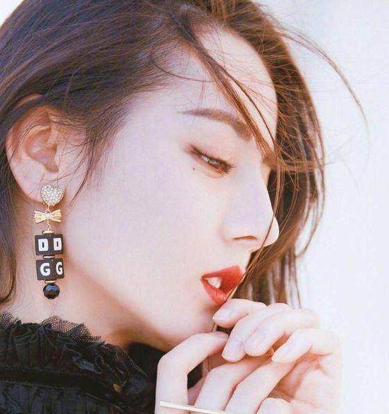 明星正脸侧脸差太多?