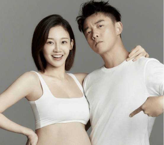 郑恺苗苗婚变细节被扒,女方被疑背景深,网友:郑恺不愧是接盘侠_杨颖