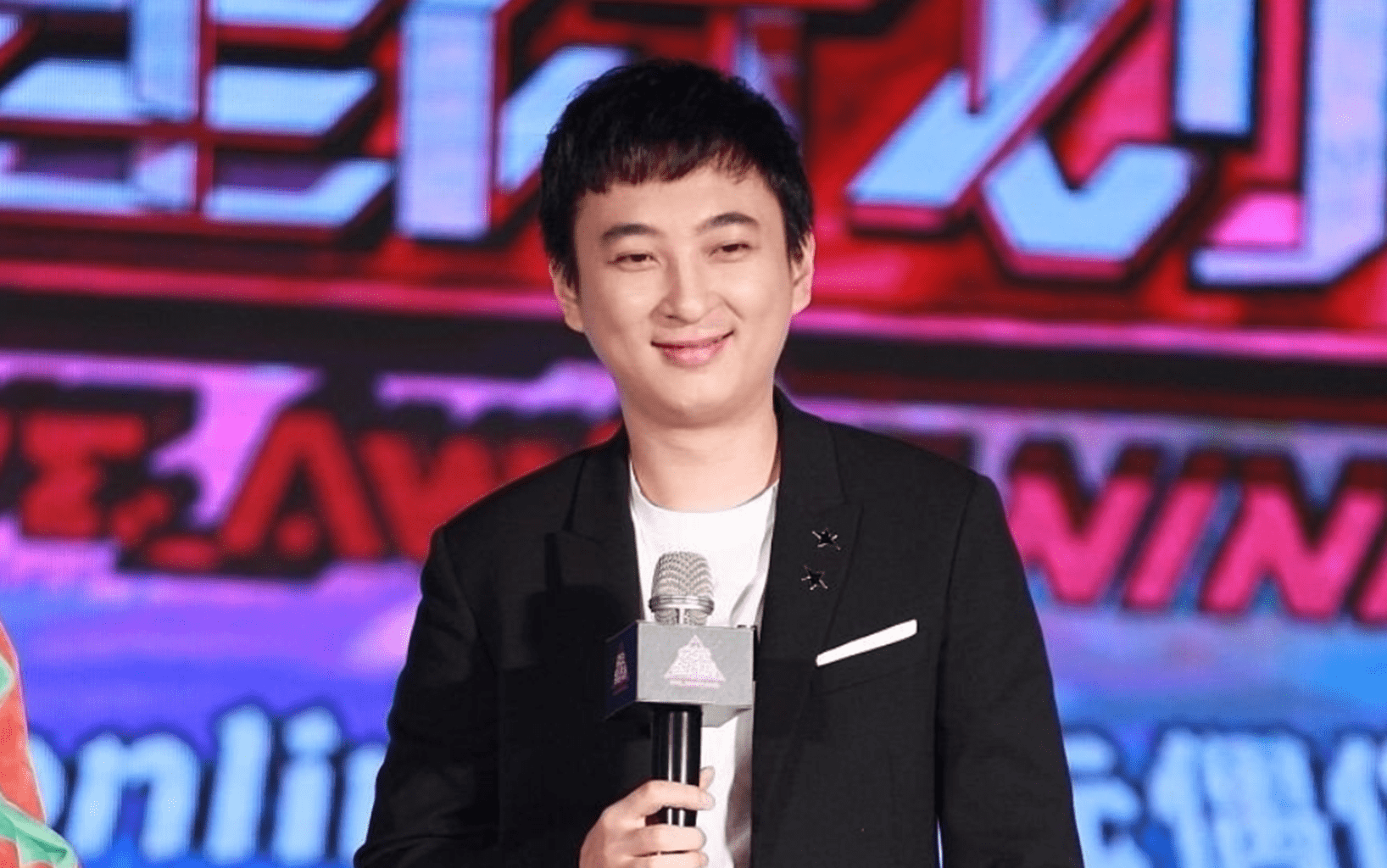 王思聪和孙一宁互撕,曾经国民老公,如今成为高级舔狗_什么_全网_成为