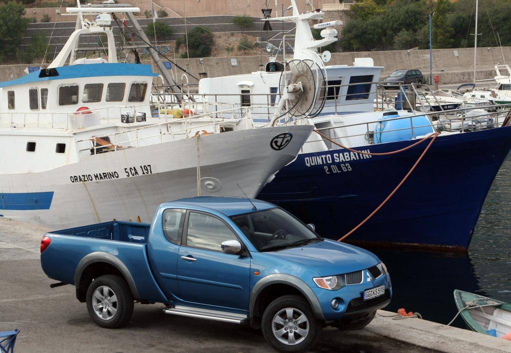 新一代三菱triton概念车亮相 三菱终于有新车了_搜狐汽车_搜狐网