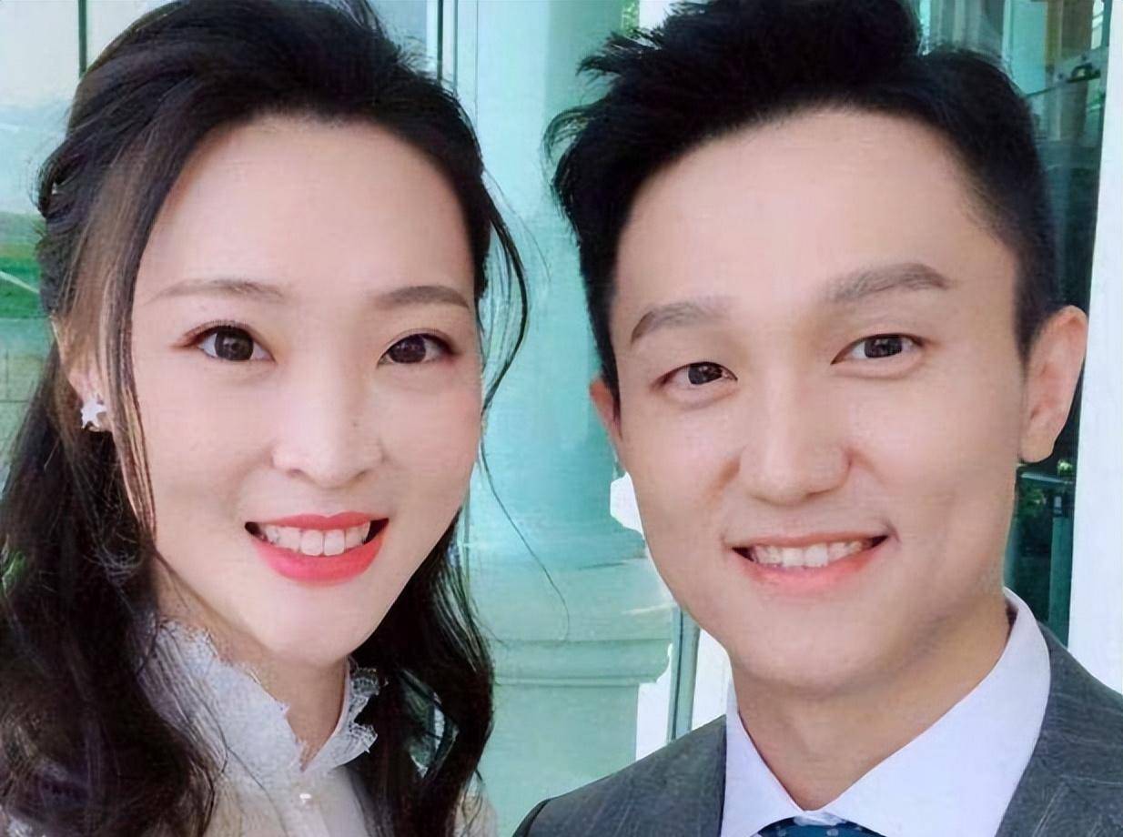 经过相关知情人的披露,大家才知道原来是一位名叫杨臻博的医生.