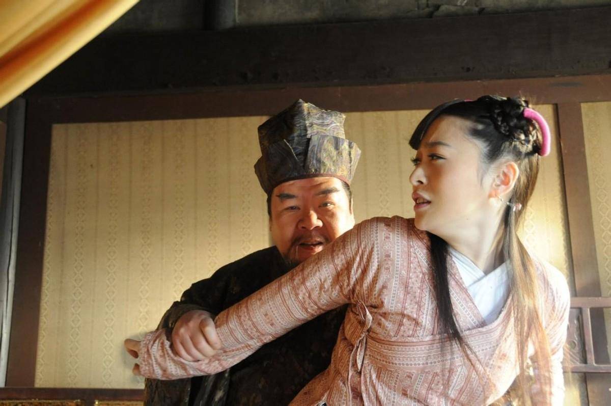 《月明三更》首播,宋佳吕良伟主演,央视出品,沉稳厚重有质感_电视剧
