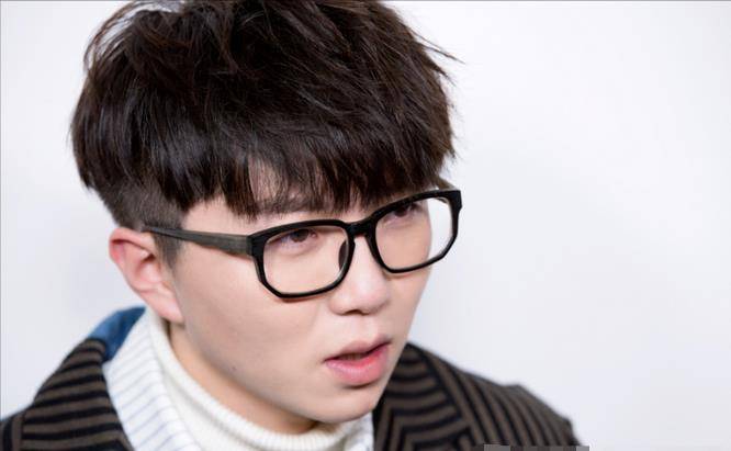 5年时间逆风翻盘,成名暴富后,毛不易又搬回了他的出租房!