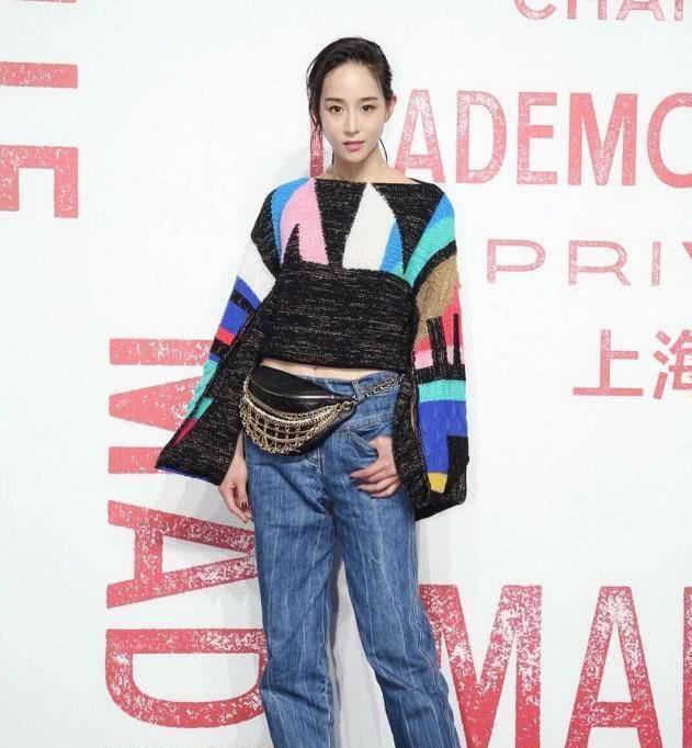 热巴宋茜手牵手上厕所,张钧甯带头引路很暖,陈伟霆炸毛造型搞笑_活动