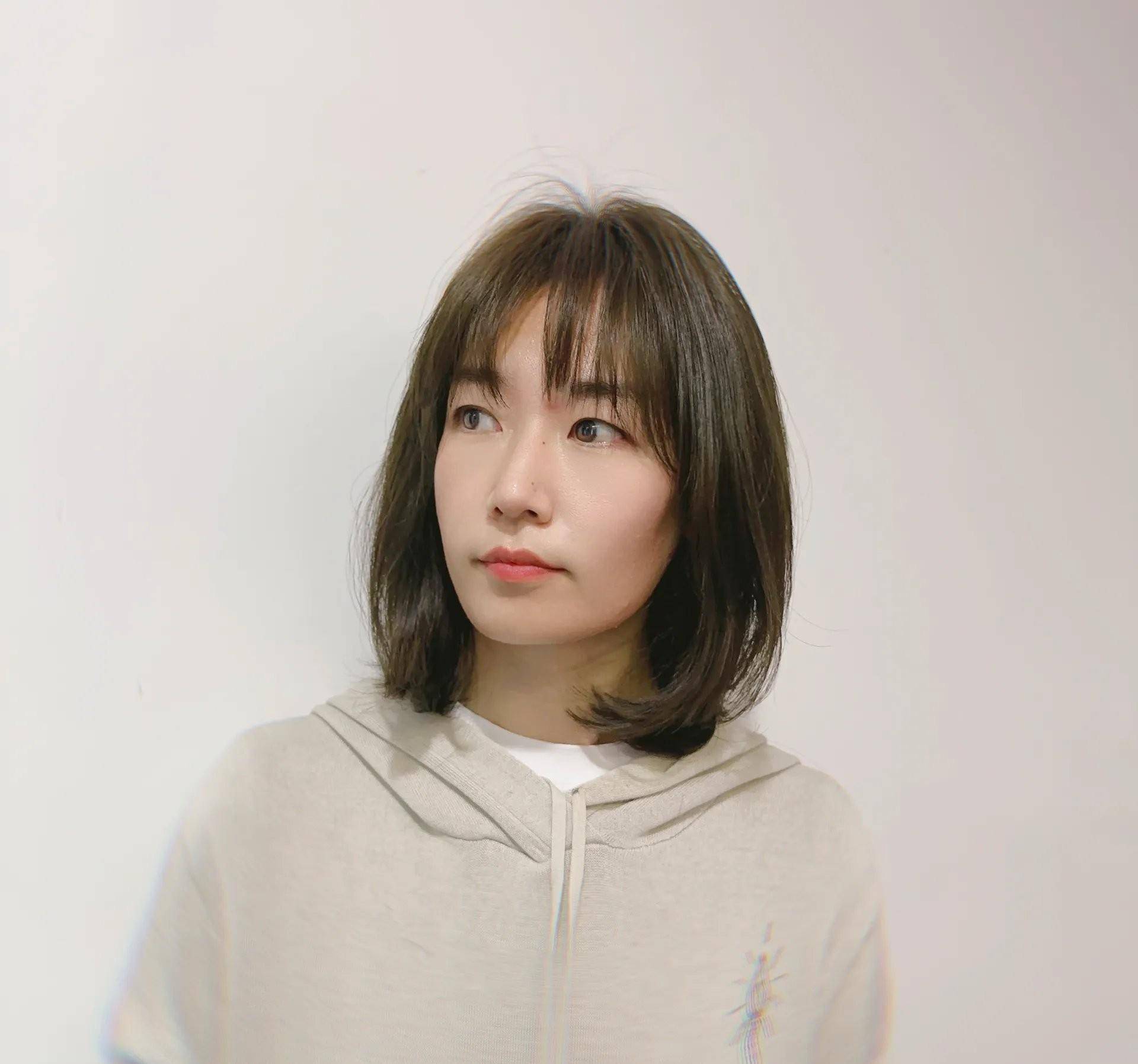 最火的4种女士发型,瘦脸还时尚,让你大放异彩_个性_刘海_短发