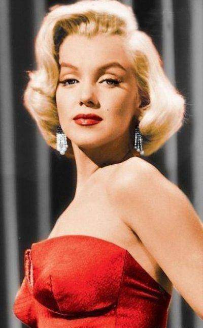 她拥有所有女人梦想的美貌与财富,却靠药物维生,最终