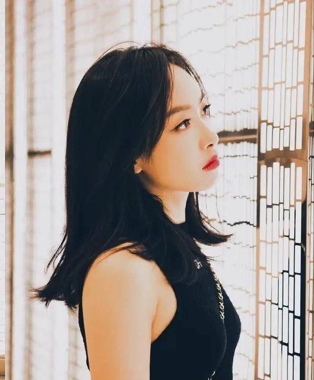 她被节目组打压了_孟佳_组合_舞台