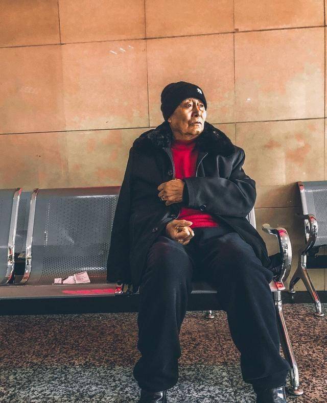 气质这块我拿他死死的","我这八十多岁老头不差小伙,这不是吹,精神