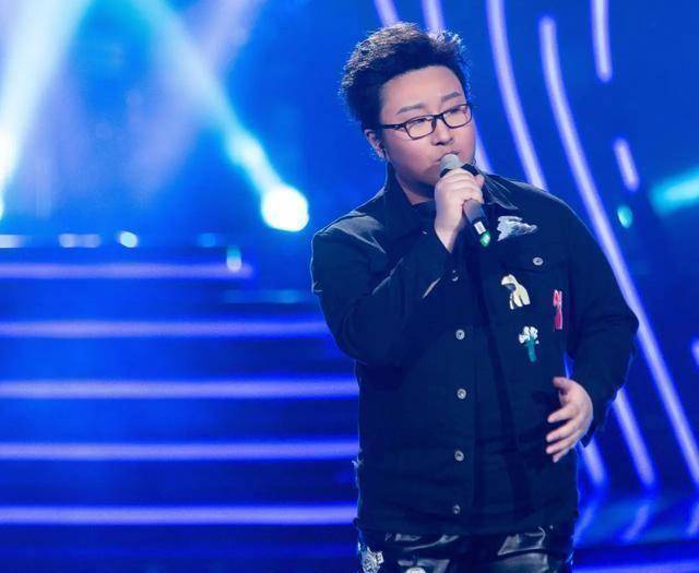 王祖蓝这次在《百变大咖秀》上的亮相也可谓是一鸣惊人_内地_发展