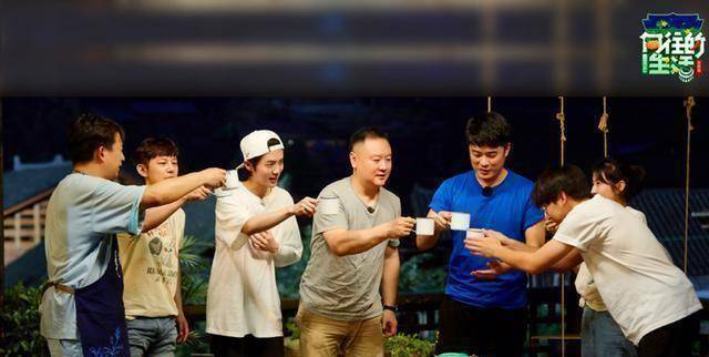 汪小菲祸从口出,力挺滕华涛是蹭热度?