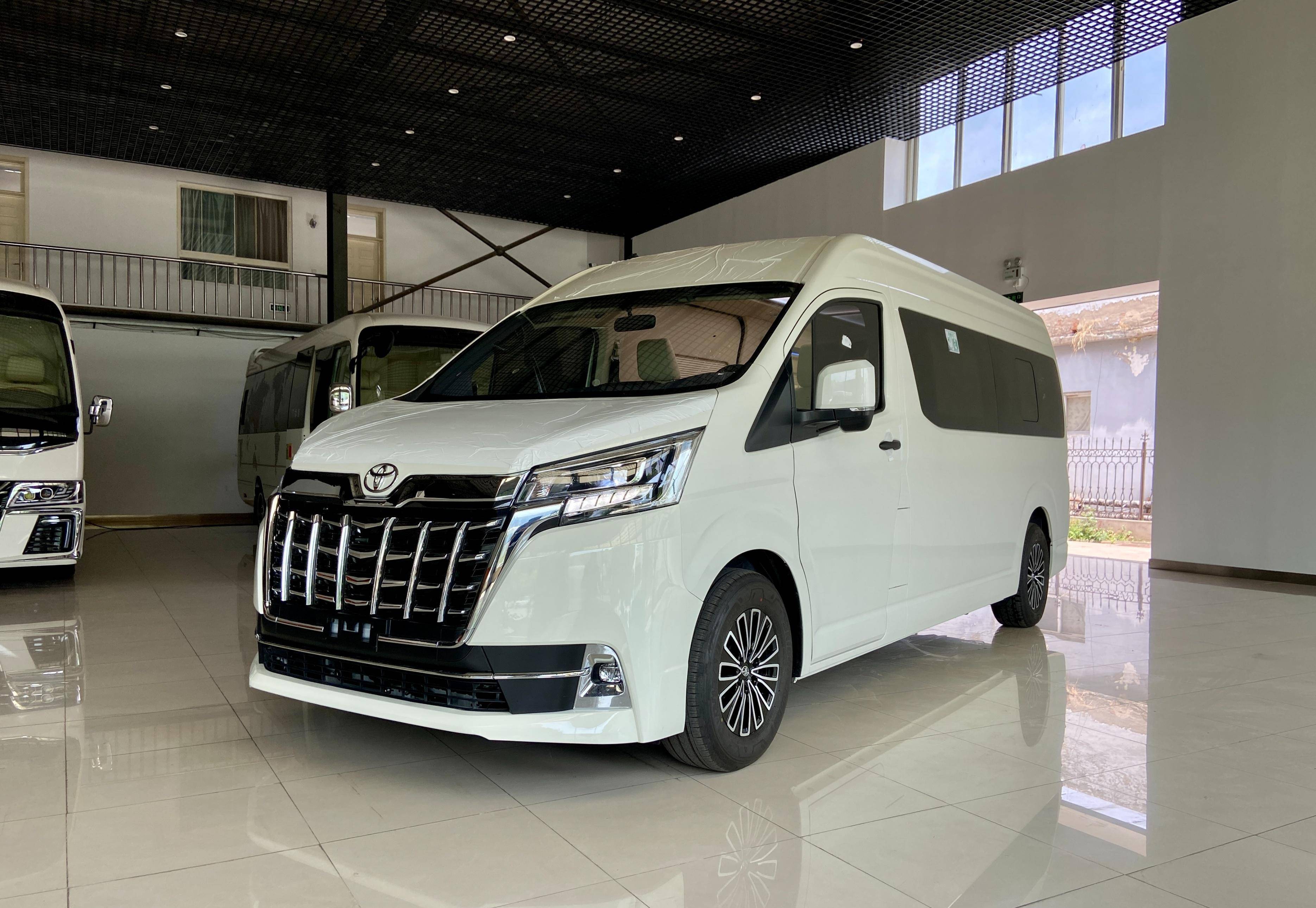 丰田海狮7座商务车,内饰私人订制非常简洁大气_搜狐汽车_搜狐网