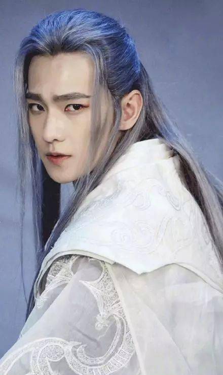 王一博朱一龙上榜,只有他跨越了一个时代_角色_造型_李易峰