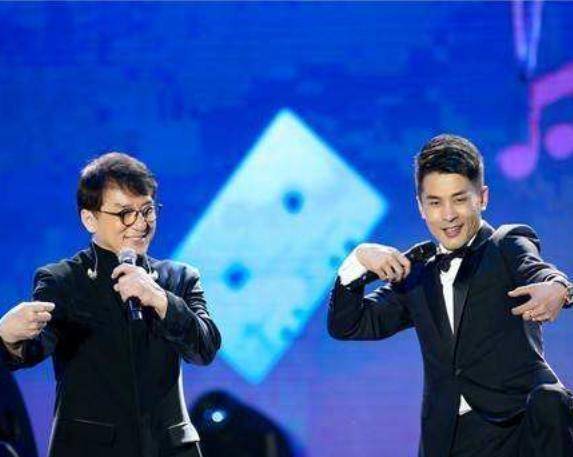 辛巴,别再骗"老铁"了_直播_表演_产品