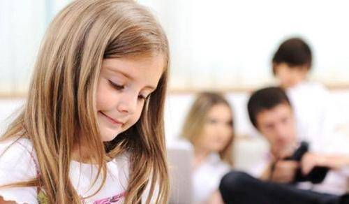 李瑾枚教授说过:在孩子3到6岁时要舍得对他说"不