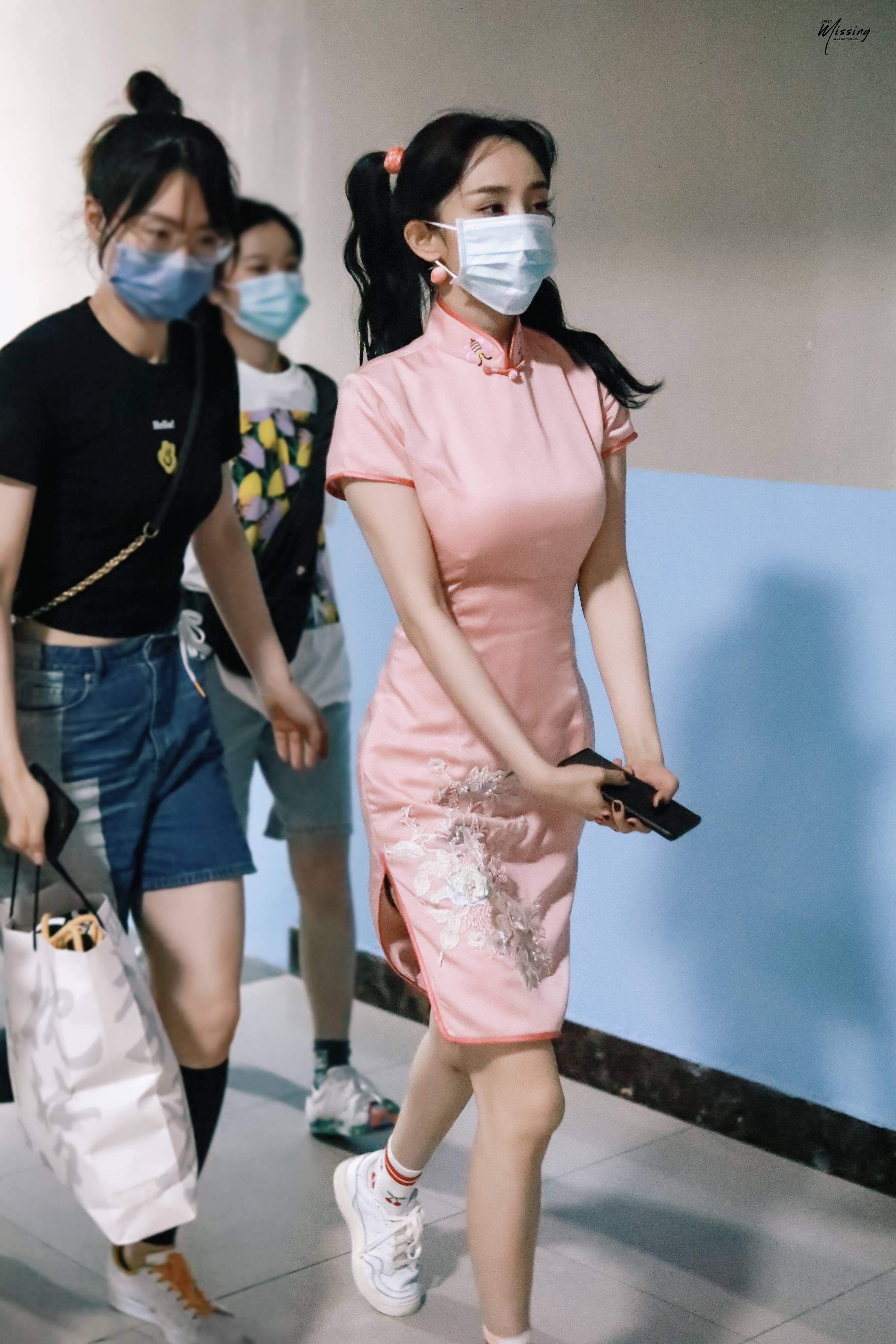 杨幂-双马尾旗袍图片分享_气质_造型_少女