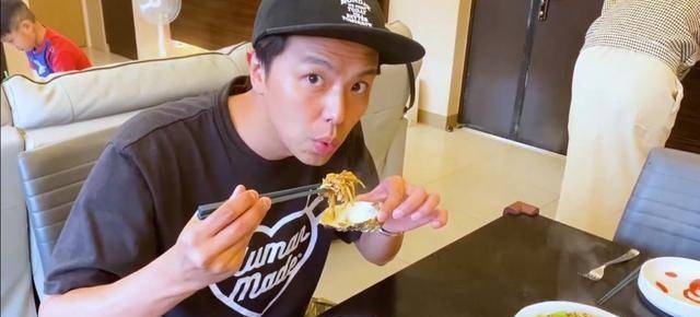 杨丞琳赞前男友:我生日只有你守时,你的酒窝看起来让食物变好吃