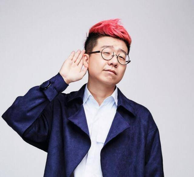 奇葩说带火了李诞,却让罗振宇"滚"出去?罗振宇很油腻?_节目_吐槽_段子