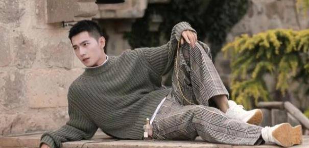 杨洋第一,王一博太胖,和孔夫子的差距一目了然_短发_胡歌_彭于晏