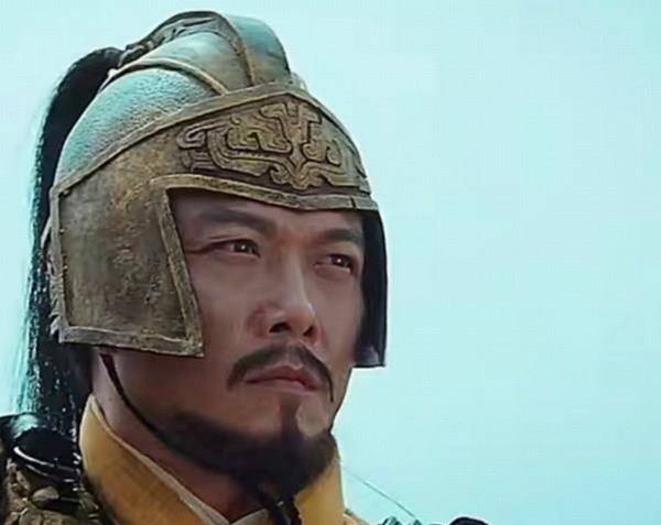 纪灵之所以能在关羽手上支撑三十回合不败原因很简单,那是因为当时