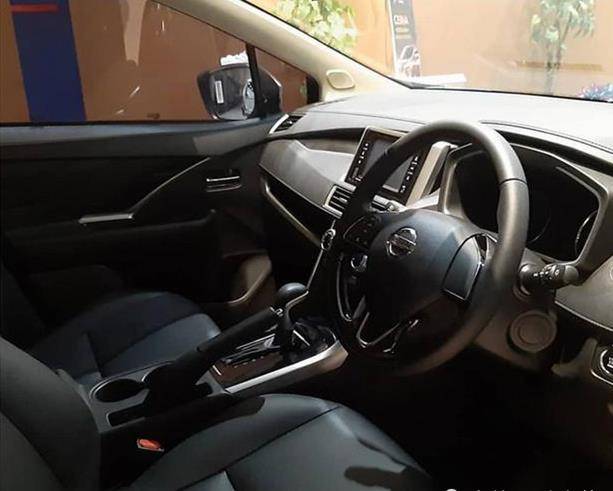 2020款日产"骊威"到店,空间可比肩五菱宏光,外观神似"变形金刚"!