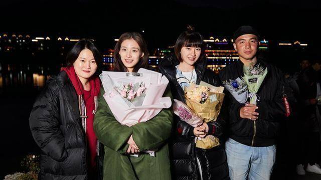 因《小欢喜》出道,是r1se夏之光女友,她还参演了黄景瑜新剧_钟丽丽_剧