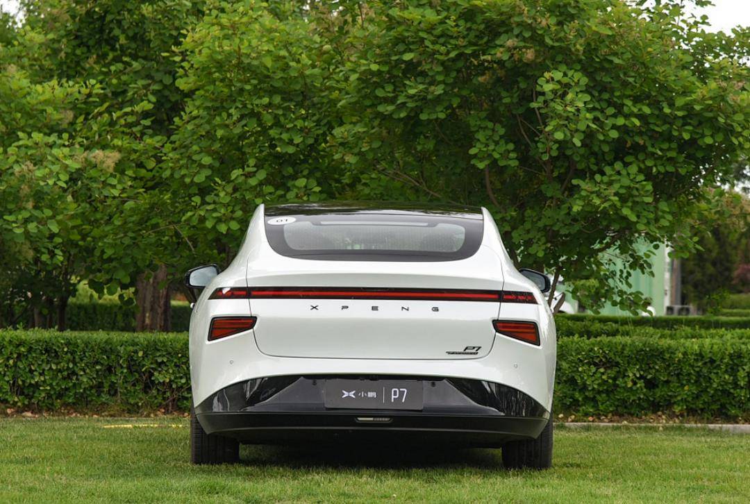 小鹏p7门槛降至21.99万,与"汉"的价格战,已经打响了_搜狐汽车_搜狐网