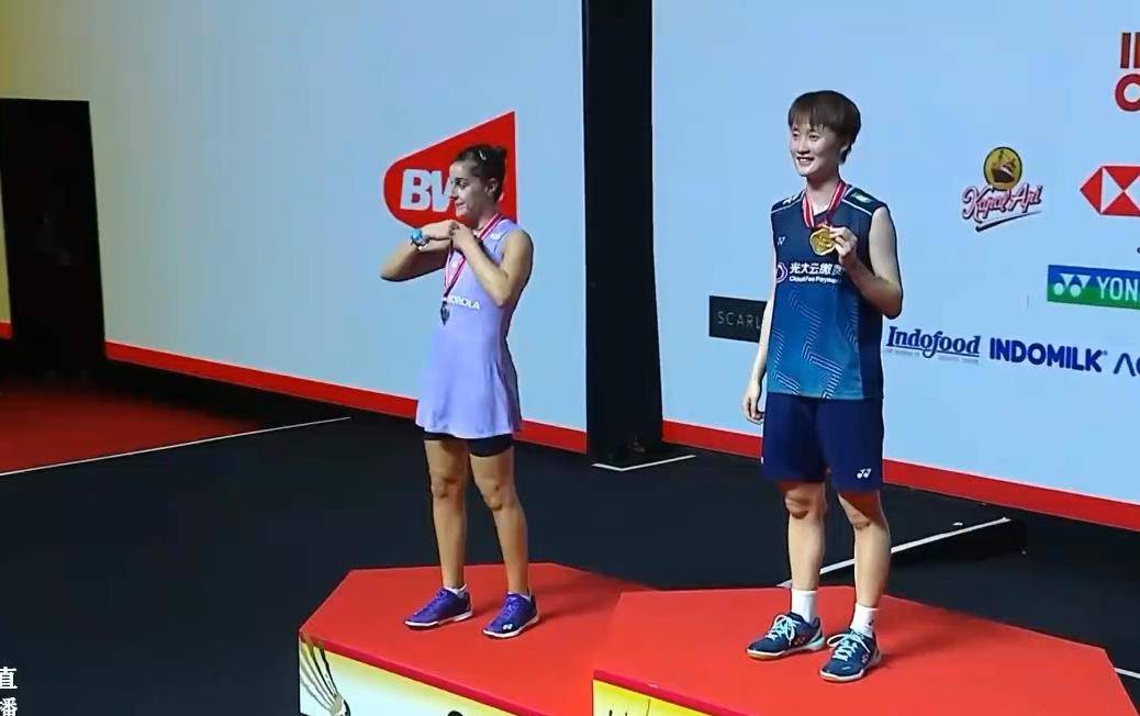 陈雨菲女单决赛打破印尼公开赛冠军荒_马林_正手_底线