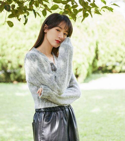 袁冰妍官方后援会遭禁言,曾被扒诱导未成年集资,官方回应来了_进行