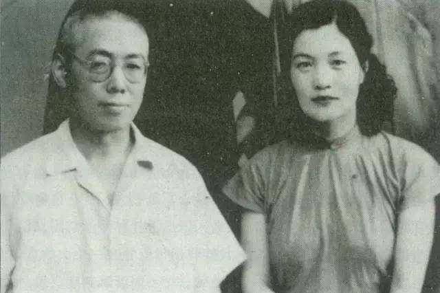 1929年,安娥接到一次特殊的任务,结识著名的戏剧家田汉,尽力将田汉