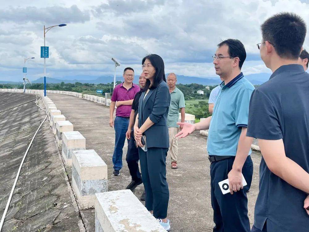 宋怡萍在瑞金市指导防汛工作_水库_赣州市_抗旱