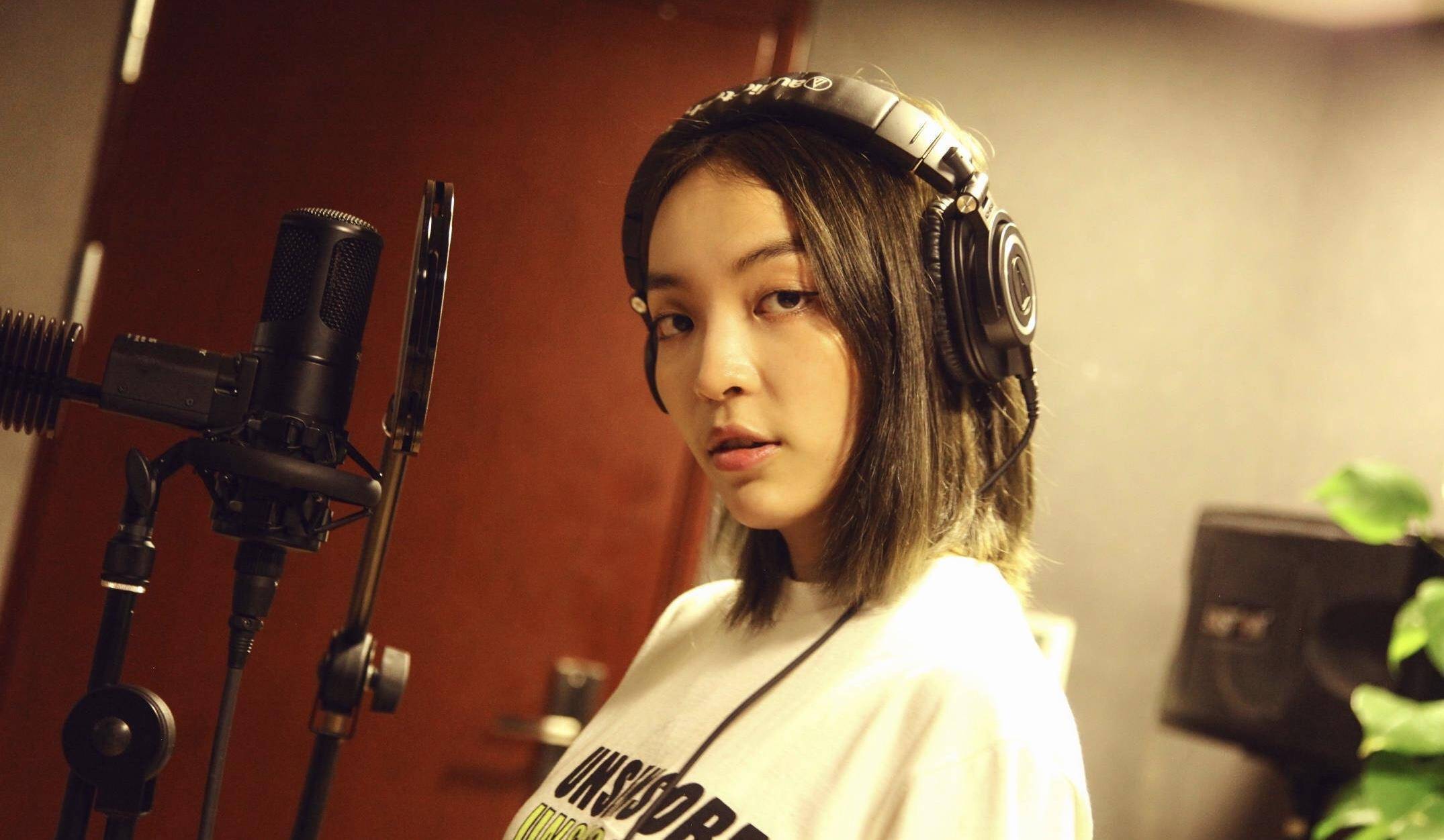 说唱歌手vava:失眠一年,曾有一个月天天打120去医院怕自己死掉_生活