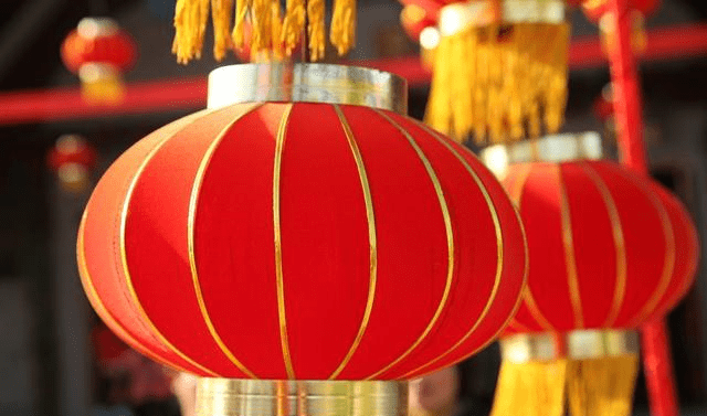 古人过年的诗句：有喜有悲，文天祥的诗句最让人感到震撼-描述过年喜庆的诗词