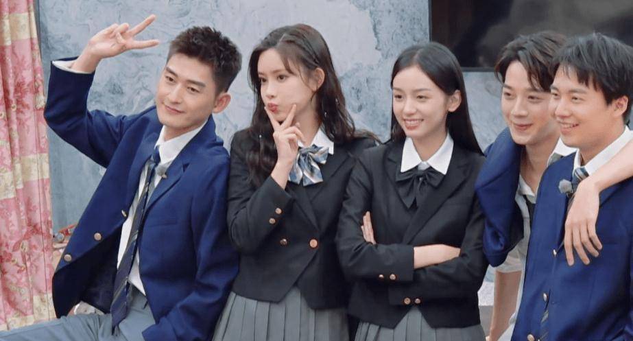 张翰提前退出《桃花坞》,理由有点凡尔赛!_孟子义_互动_节目