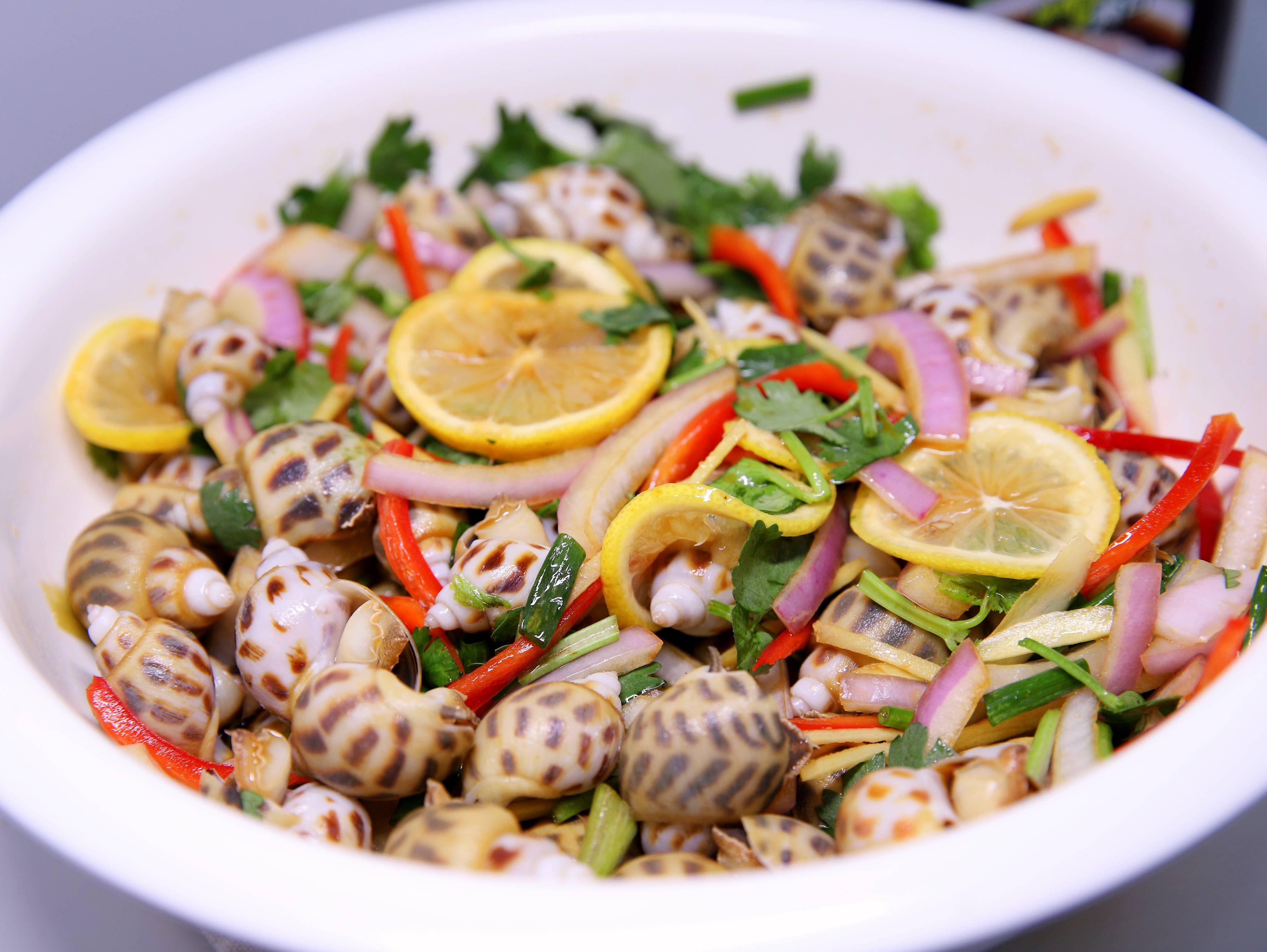 进入夏天,别乱进补,建议男人:多吃这种食物,腰板有