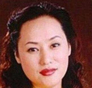 “唐僧”迟重瑞为啥这么爱陈丽华？看看陈丽华年轻的照片就知道了-迟重瑞陈丽华老师结婚
