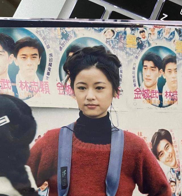 在整个牙齿前,林心如的老照片被公布了,而这件衣服散发着纯洁.