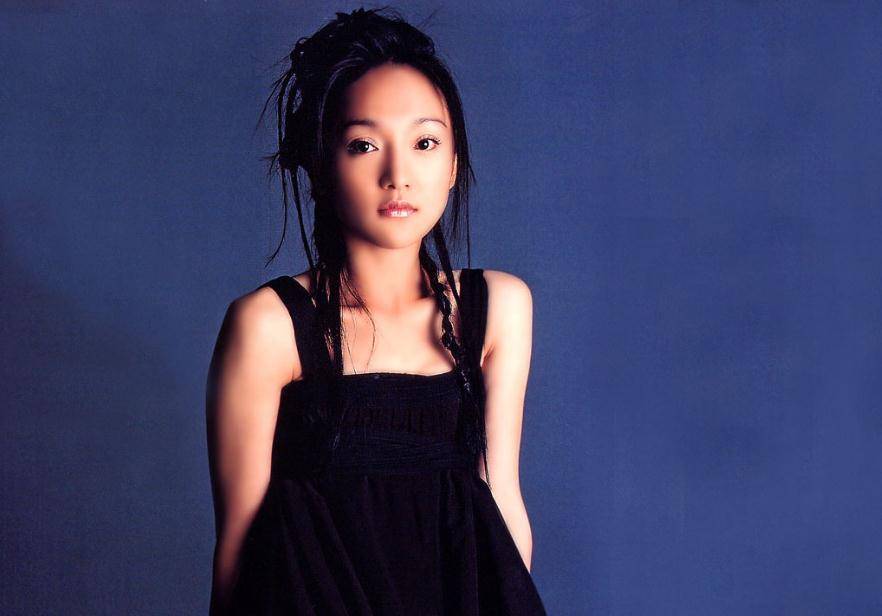 四大花旦,其余三位实力强劲,徐静蕾到底凭什么可以入围?