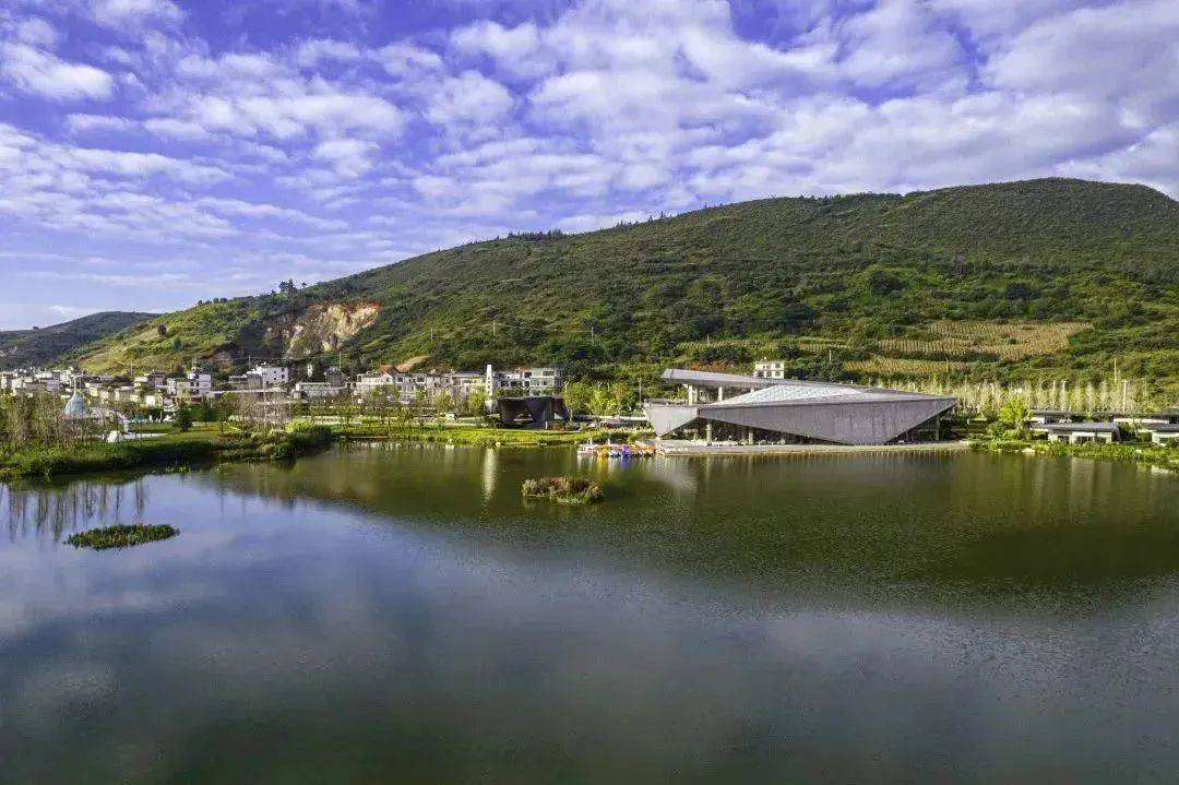 远方,也有柴米油盐,6月18日,时暖生鲜便利店首店,在大理慢谷美好亮相