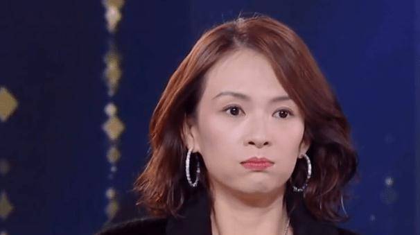 章子怡嘟嘴卖萌,网友尬到不行,就这样还以演技派著称!