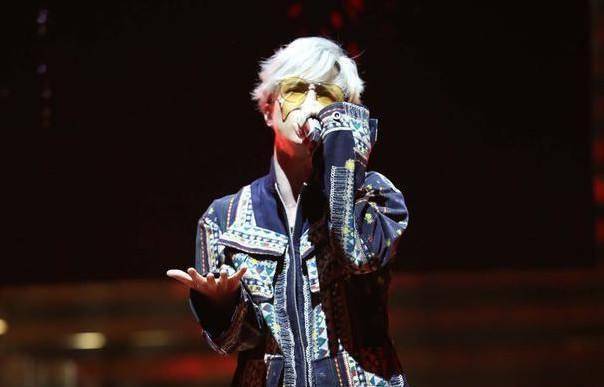 娱乐圈最大喜事,下一步他们是不是还要把绿本本还回去,再换成红本本?