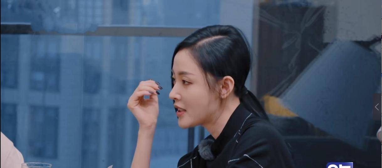 张天爱去杨迪家做客,杨迪请喝可乐,张天爱:我不知道可乐的味道_控制