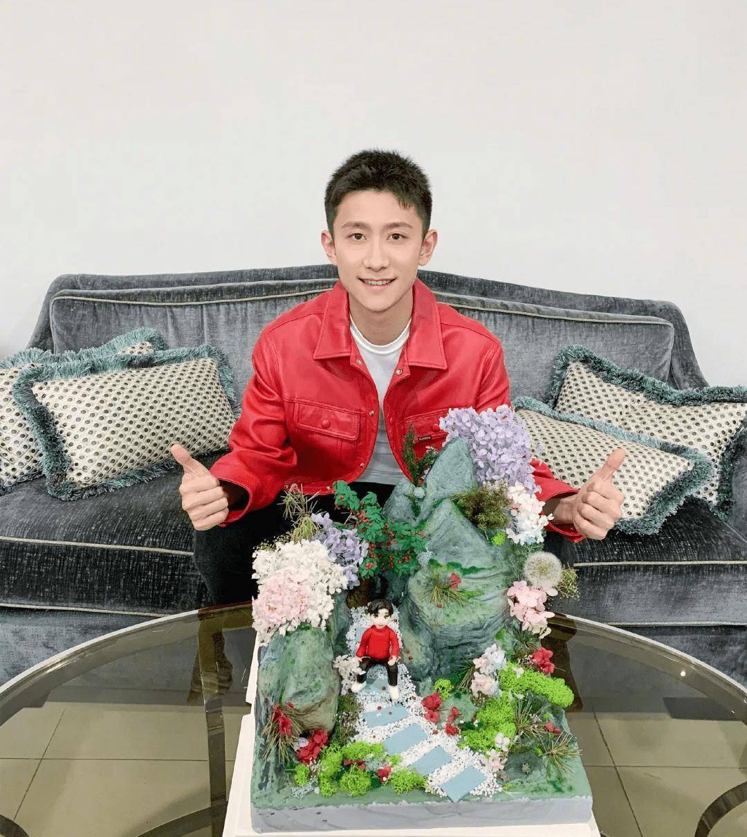 王俊凯张一山关系?皓衣行初审?毛不易团队?_什么_湾区_机会