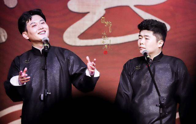 周九良——我也为你素手弹三弦_时候_相声_指甲