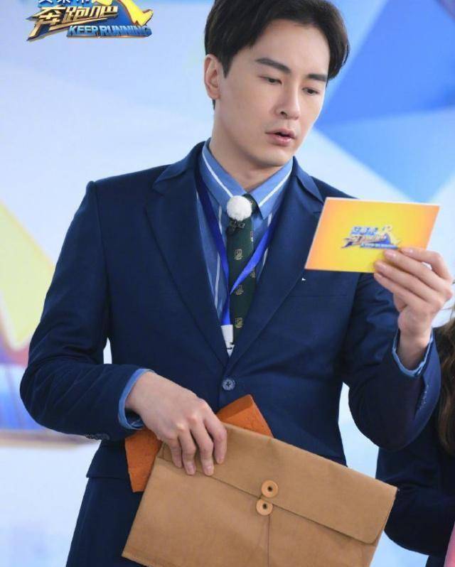 郑元畅上《跑男》pk李晨狼吞虎咽早餐,王嘉尔取代王彦霖成常驻mc_明星