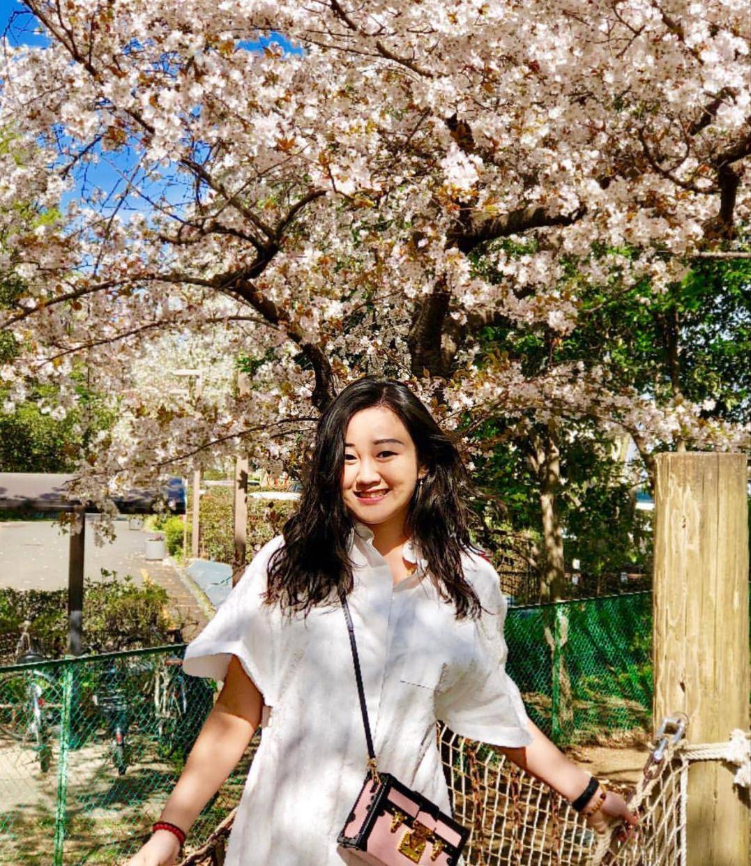 袁九儿:何超欣和姚安娜是她的闺蜜,18岁出席顶级名