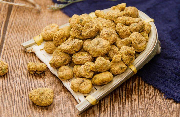 浙江药农卖的元胡是什么?为何这么贵?_中药材_价格_延胡索