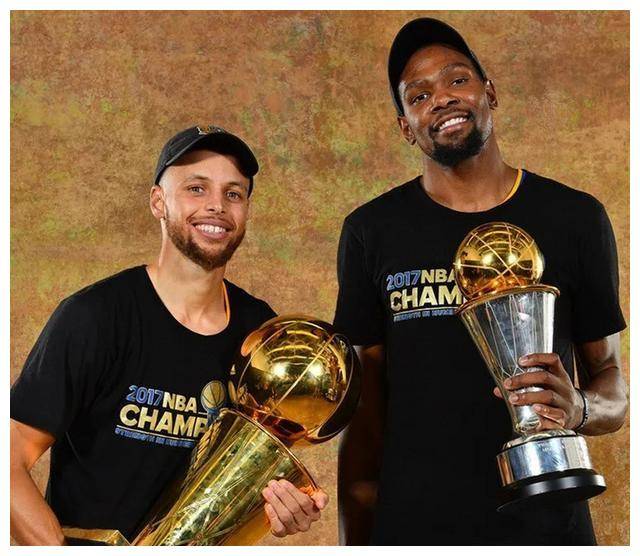 非fmvp得分榜,库里第一,欧文第二,科比第三_杜兰特_勇士队_伊戈达拉