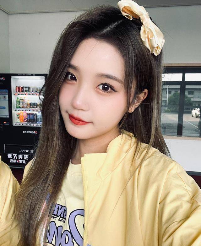 snh48郭爽上演花式自爆,称恋爱是为了调整状态,后援会当场解散_作品