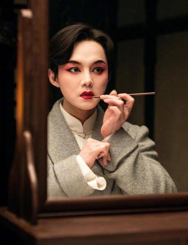 《鬓边不是海棠红》尹正演技炸裂呼声超黄晓明却不温不火真相扎心