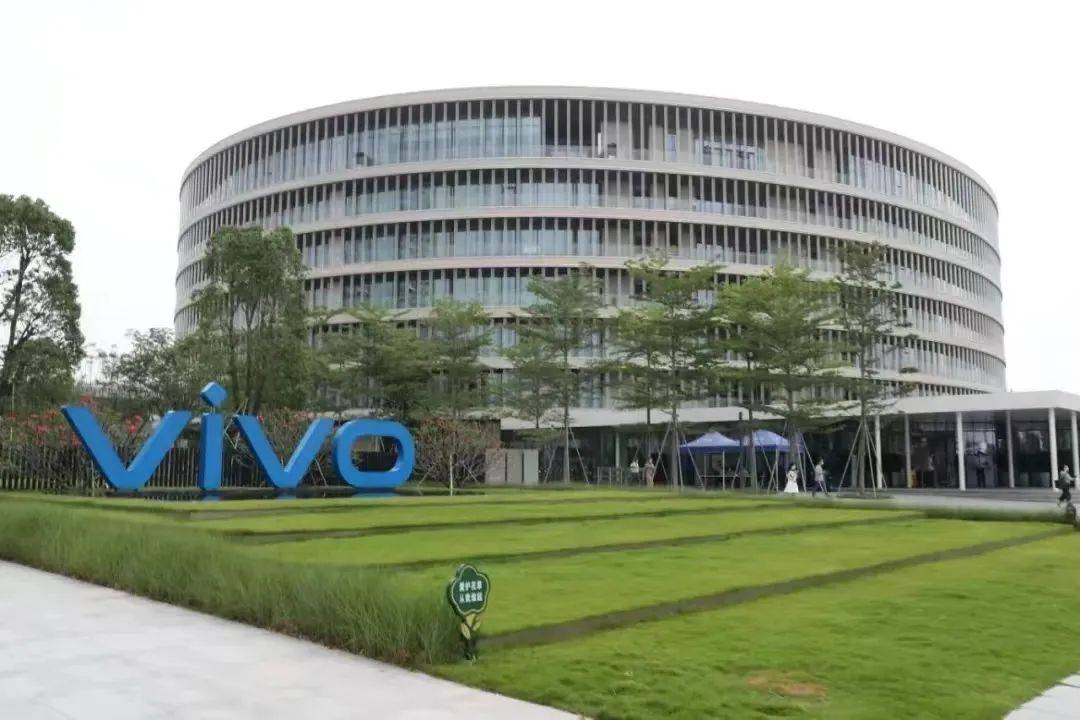 为了参与湾区竞合制造高地,长安积极推进产业升级,目前已引入oppo